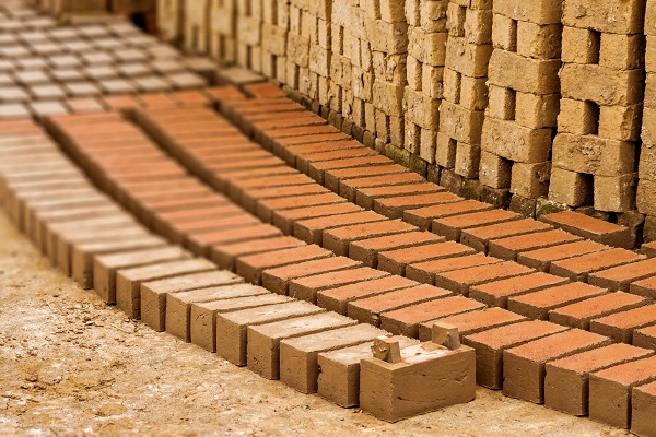 What is the difference between pressure brick and lefton brick?
