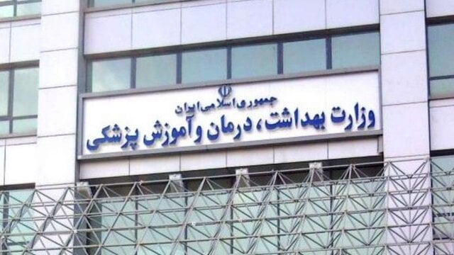 فعالیت استخرهای روباز در مناطق زرد با رعایت پروتکل‌ها/ الزام تست PCR برای کارکنان اماکن ورزشی