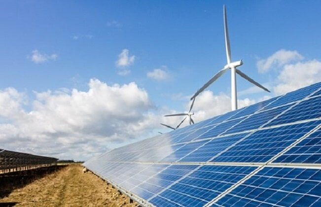 صنایع ملزم به تامین ۱ تا ۵ درصد برق مصرفی از تجدیدپذیرها شدند