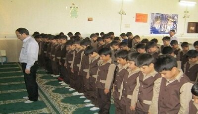 تاکید بر لزوم نهادینه شدن و ادای فریضه الهی نماز در تمامی مدارس سیستان و بلوچستان